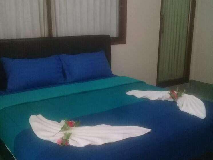 فندق Maenam Lodge