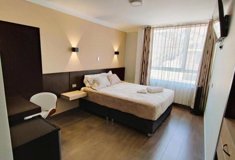 ホテル Tierra Del Sol Centro