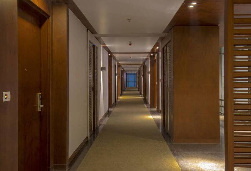 ホテル Zone By The Park Kolkata