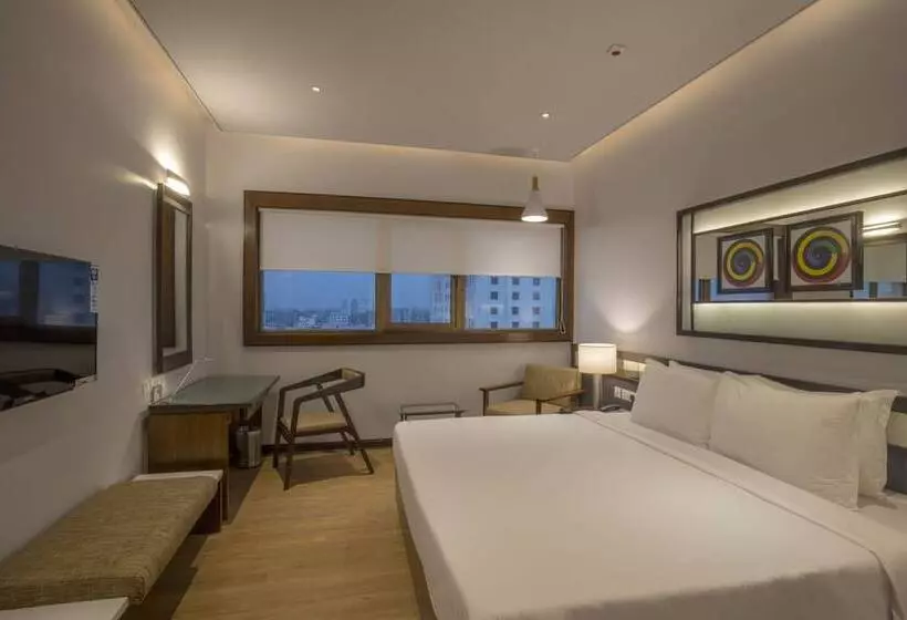 Hotel Zone By The Park Kolkata