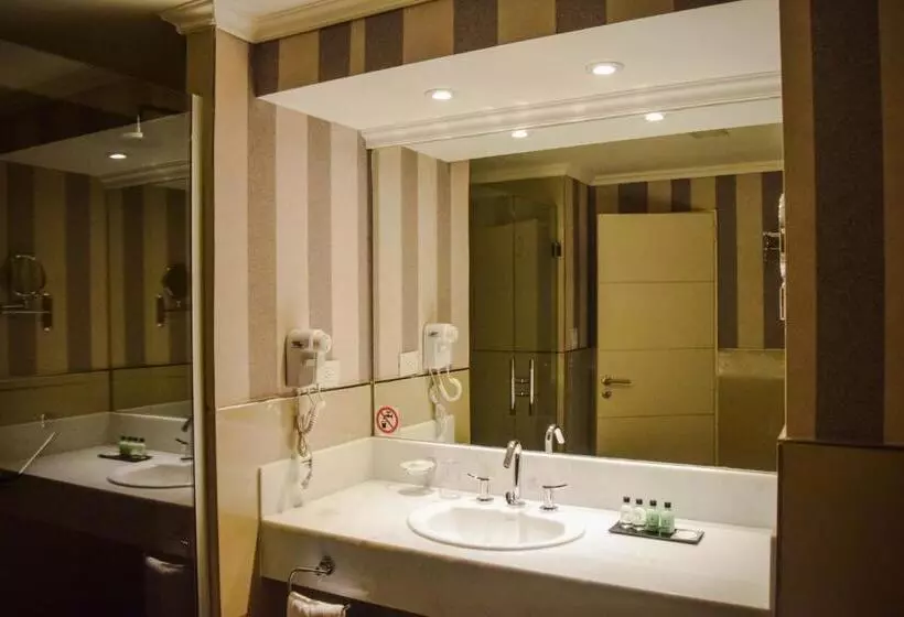 Platinum Hotel Casino