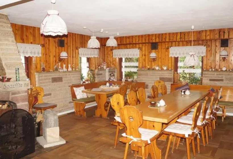 Aamiaismajoitus (B&B) Pension Grenzbaude, Waltersdorf, Sachsen