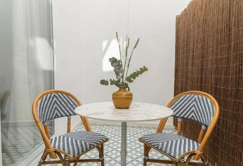 Apartamentos Lumen Mare Malvarrosa by SH Hoteles