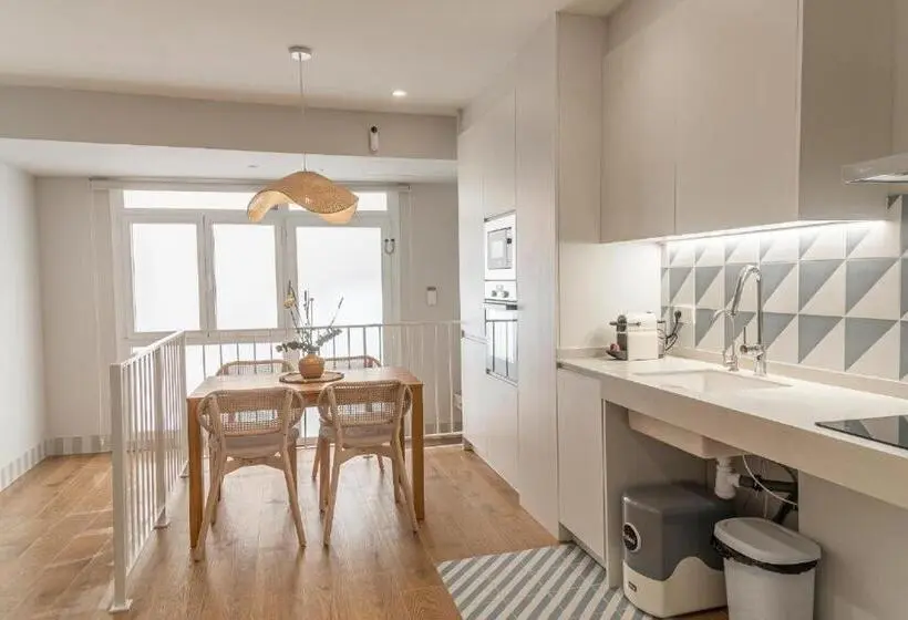 Apartamentos Lumen Mare Malvarrosa by SH Hoteles
