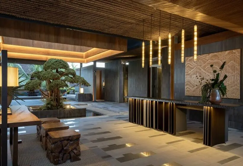 リゾートホテル Alaya Suites Ubud