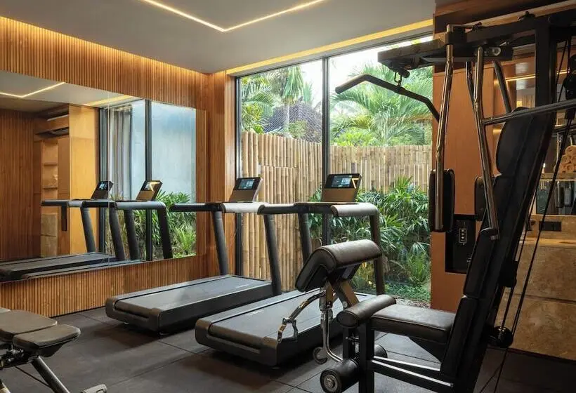 リゾートホテル Alaya Suites Ubud