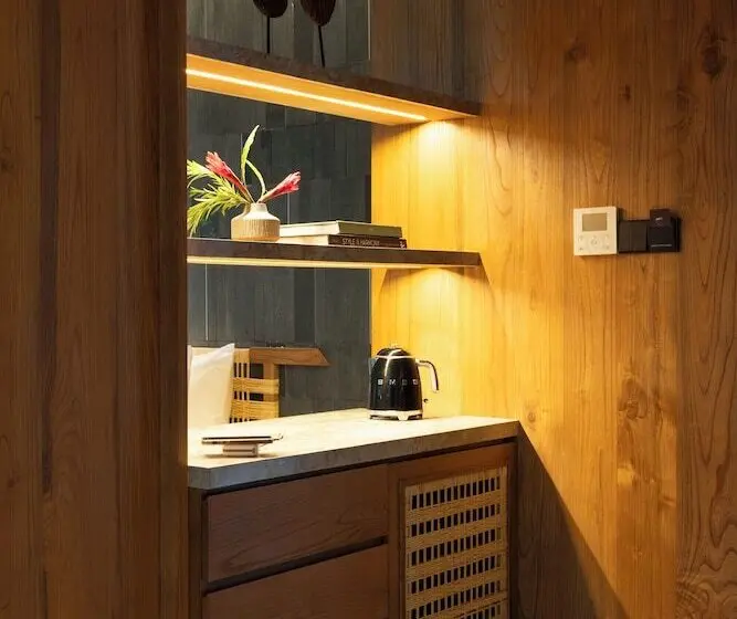 リゾートホテル Alaya Suites Ubud