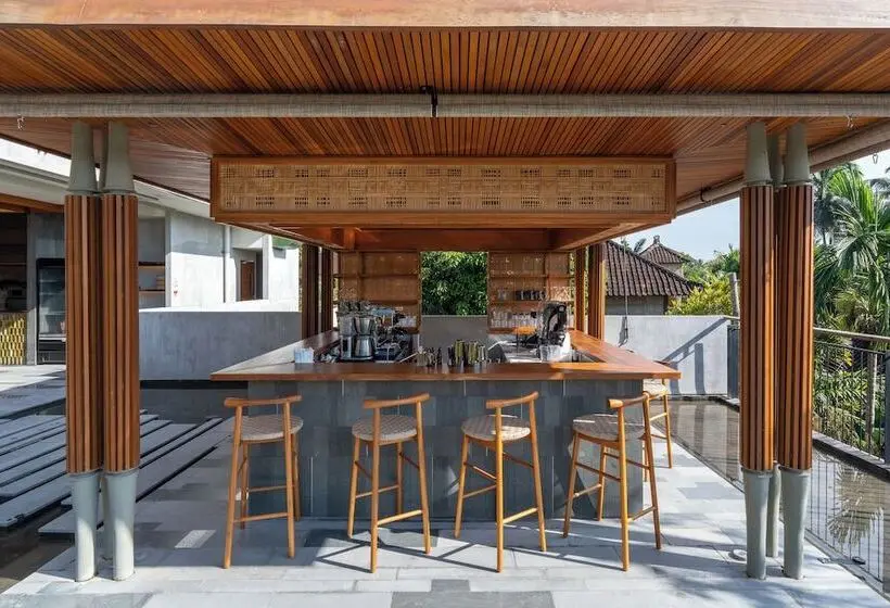 リゾートホテル Alaya Suites Ubud