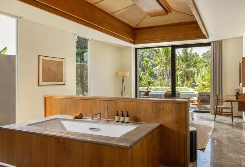 リゾートホテル Alaya Suites Ubud