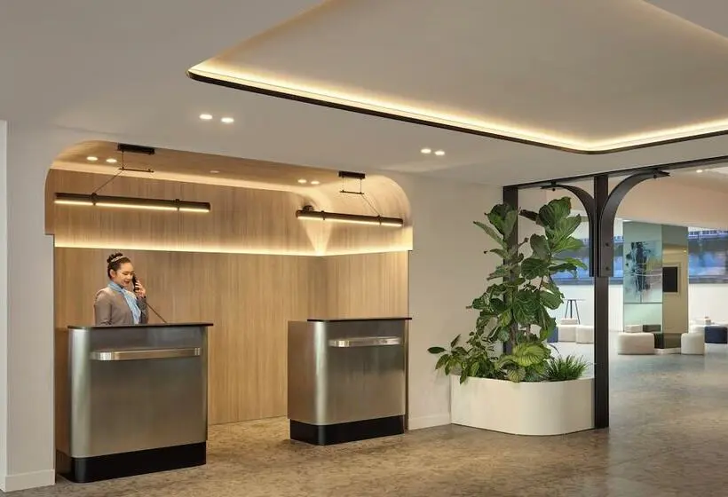 Hotelli Courtyard By Marriott Ghent