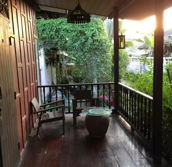 پانسیون Lotus Place Sukhothai