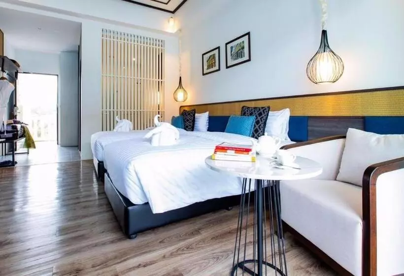 Chaanburi Boutique Resort