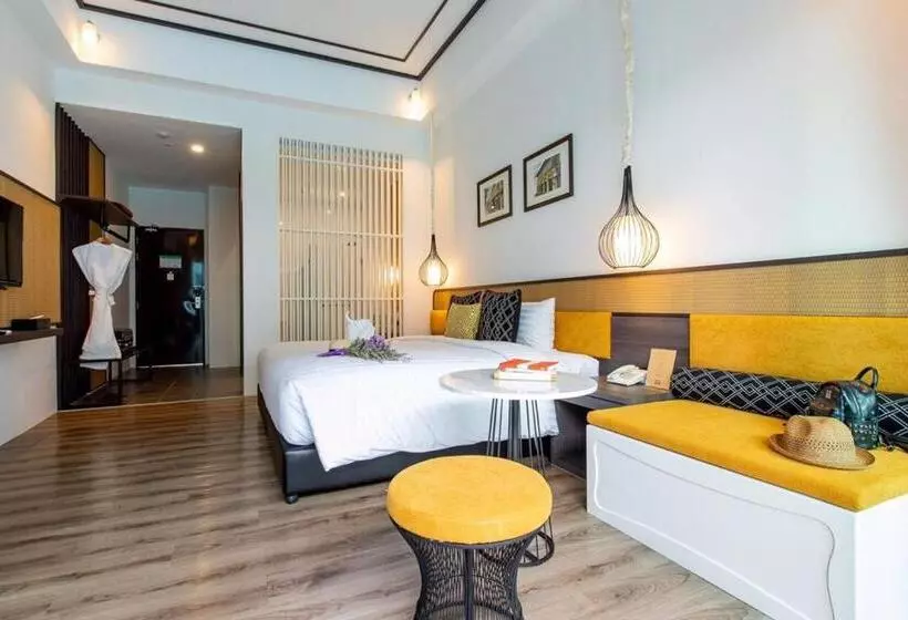 Chaanburi Boutique Resort