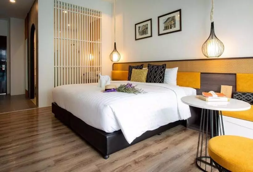 Chaanburi Boutique Resort