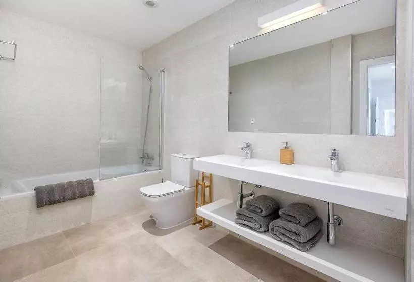 Solaga - Suites Merced