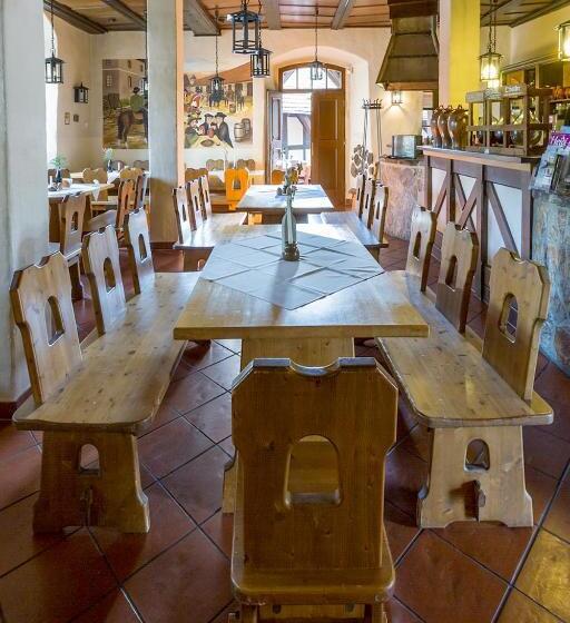 酒店 Burgschänke & Herberge Goldener Löwe