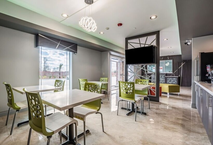 مُتل Scottish Inn Katy