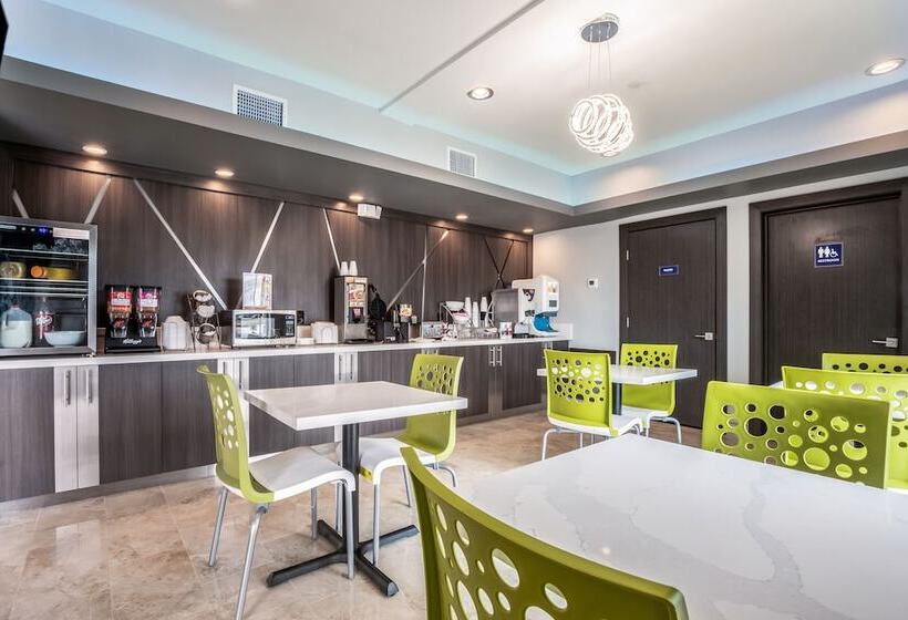 مُتل Scottish Inn Katy