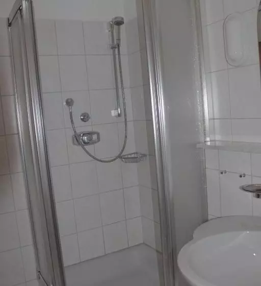 ユースホステル Gasthof Rose