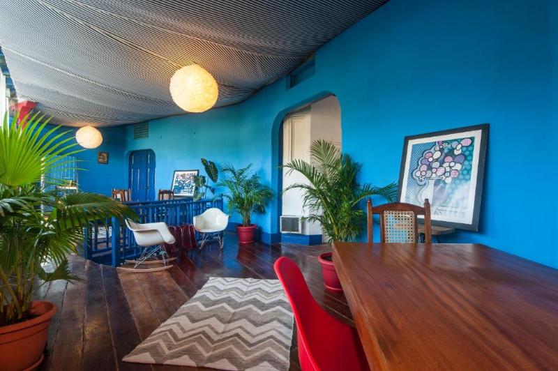 هتل Hostal Estrella