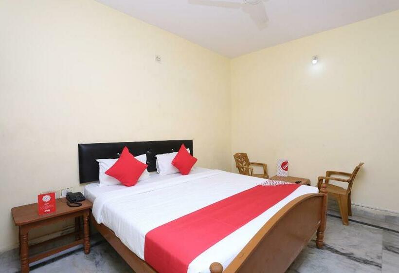 هتل Oyo 19323 Shiv Sai Guest House