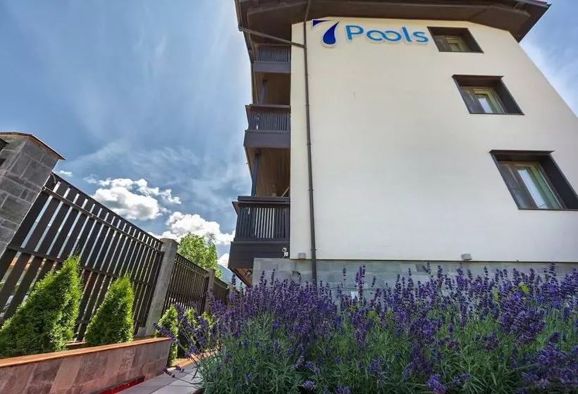 Hotel 7 Pools Spa Boutique