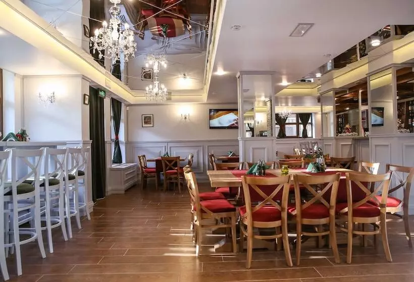 Hotel 7 Pools Spa Boutique