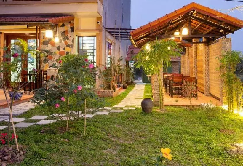 هتل Rose Garden Homestay
