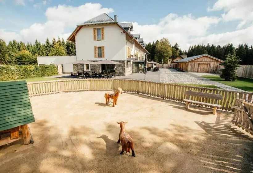 ホテル Tannenhaus