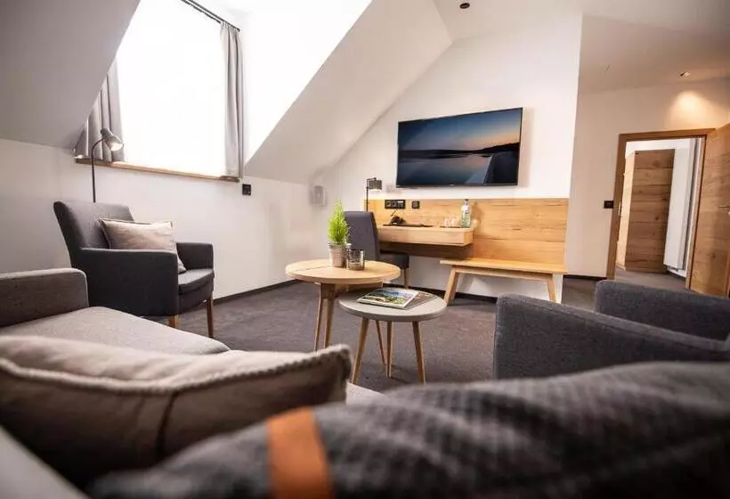 ホテル Tannenhaus