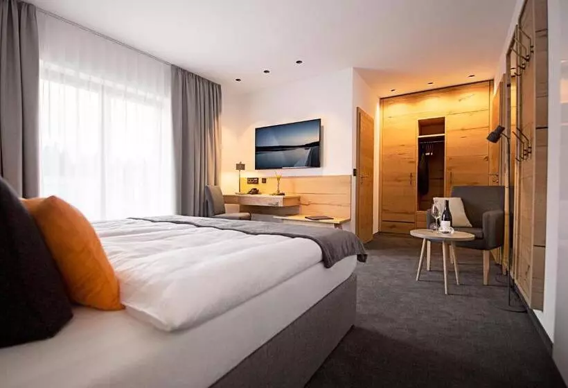 ホテル Tannenhaus