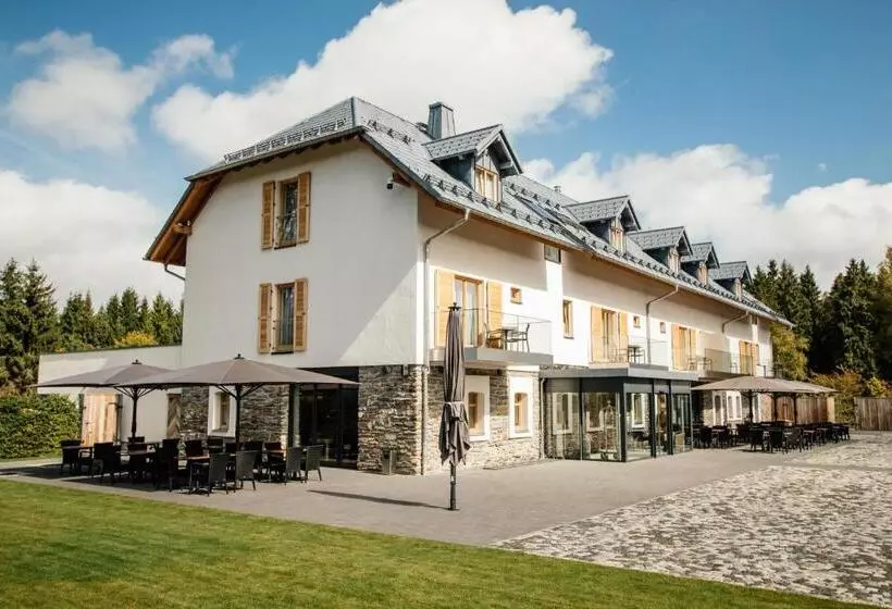 ホテル Tannenhaus