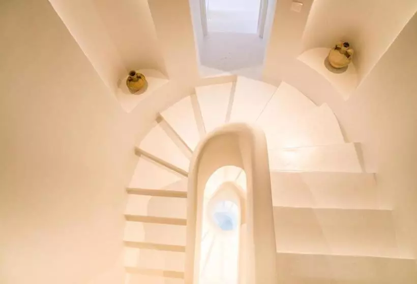 پانسیون Kahina Villa