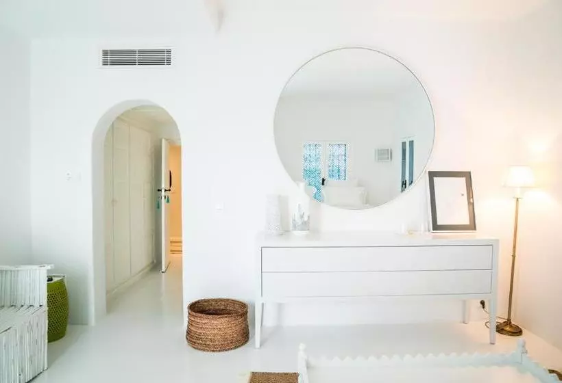 پانسیون Kahina Villa