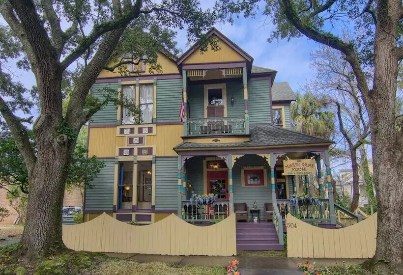 ベッドアンドブレックファースト The Mardi Gras House