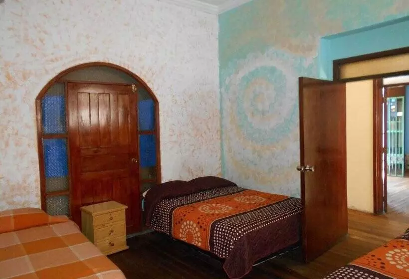 Retkeilymaja Hostal Rock Quito