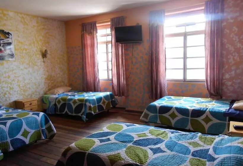 Retkeilymaja Hostal Rock Quito