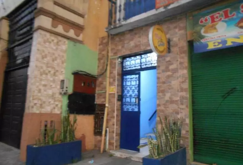 Retkeilymaja Hostal Rock Quito