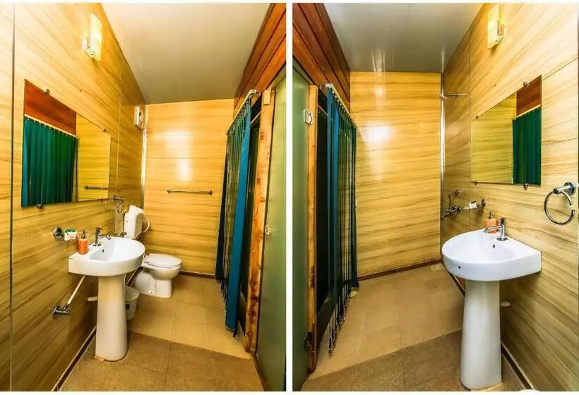 Hotelli Zulu Land Cottages Near Curlies Beach Shack And Shiva Valley Anjuna Beach