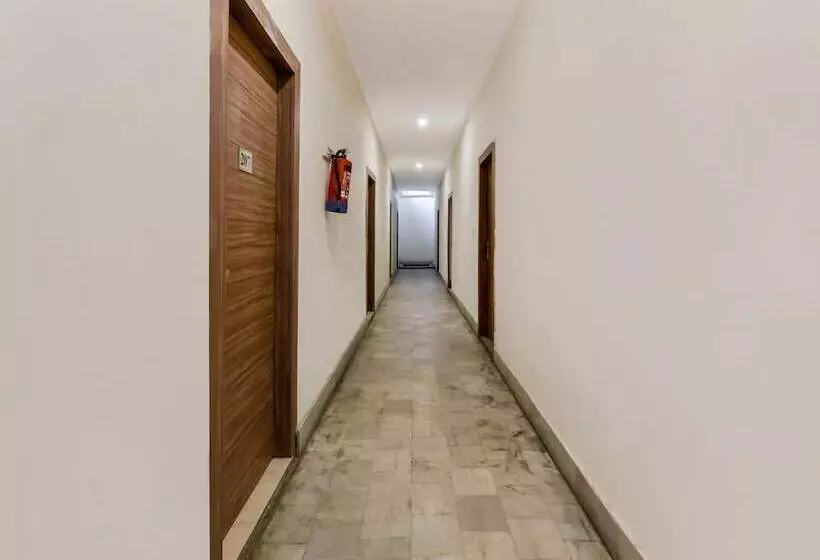 Oyo 16642 Flagship Hotel Mahadev