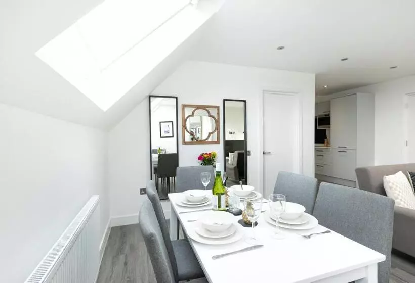 Reading Kings Road Lodge By Creatick Apartments