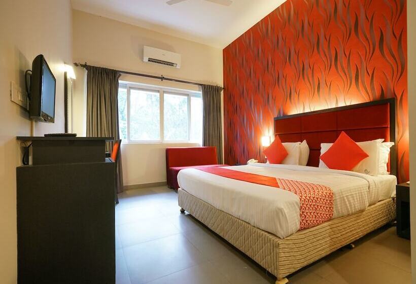 Super Hotel O Mookkannoor Tourist Home