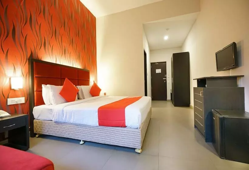 Super Hotel O Mookkannoor Tourist Home