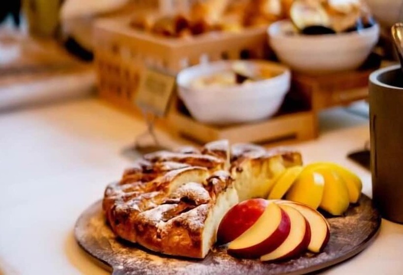 בית מלון כפרי Del Corso