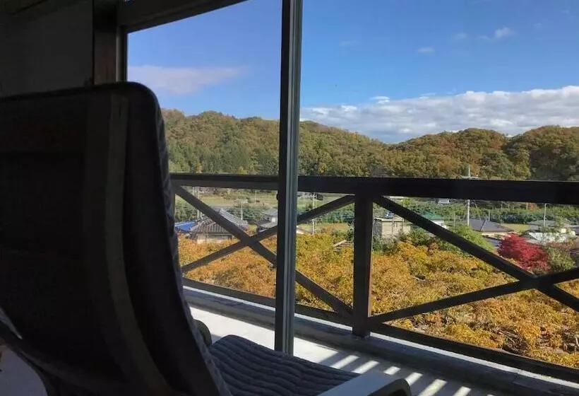 ペンション Guesthouse Lahar  Hostel