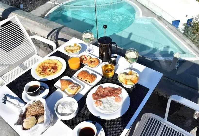 ホテル Hotiday Santorini Oia