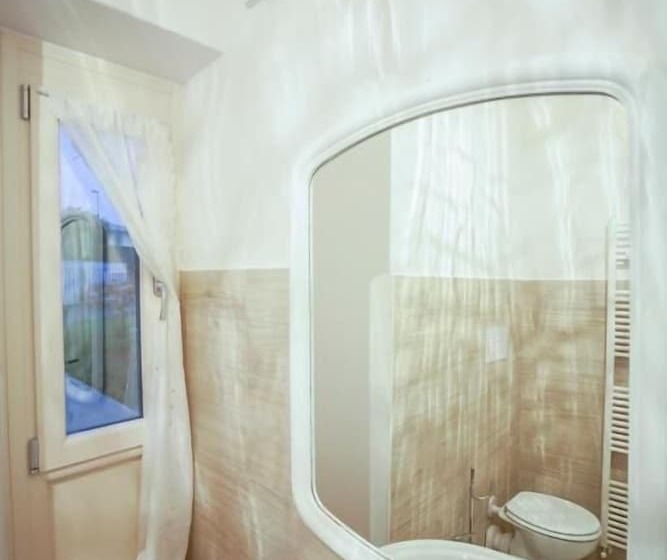 مبيت وإفطار Garda Relais Antica Romelia