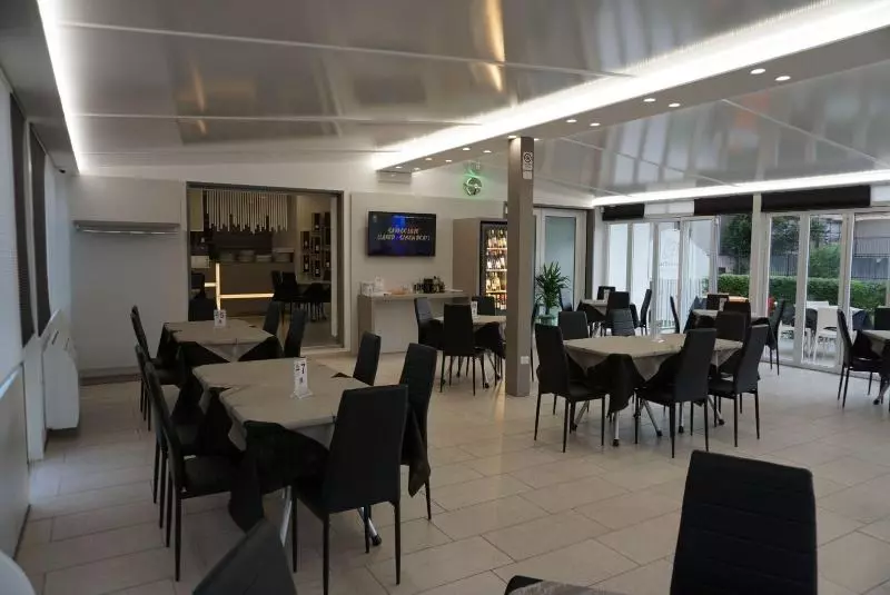 ベッドアンドブレックファースト Pomodoro Bed