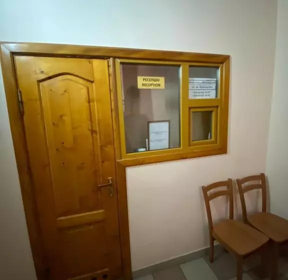 هتل Inn On Zhytomyrska