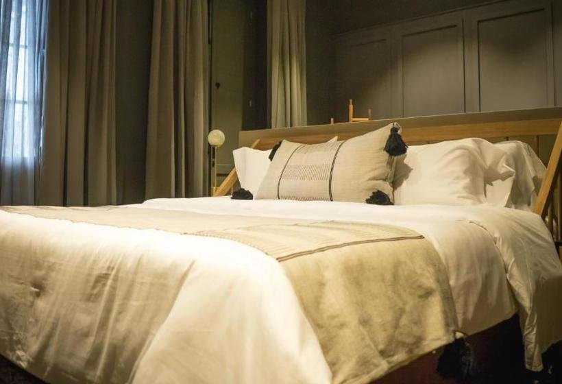 Juana Bautista Hotel Boutique